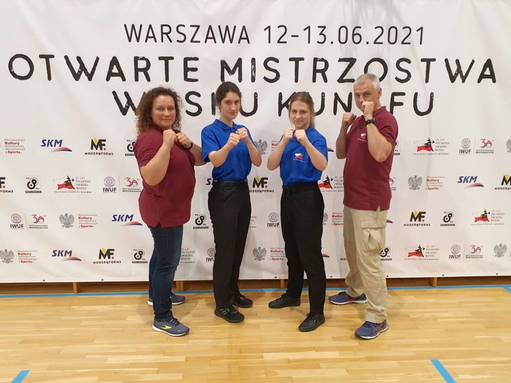 201214034 1804755469697343 5979040492623007737 n 1024x768 - O KLUBIE